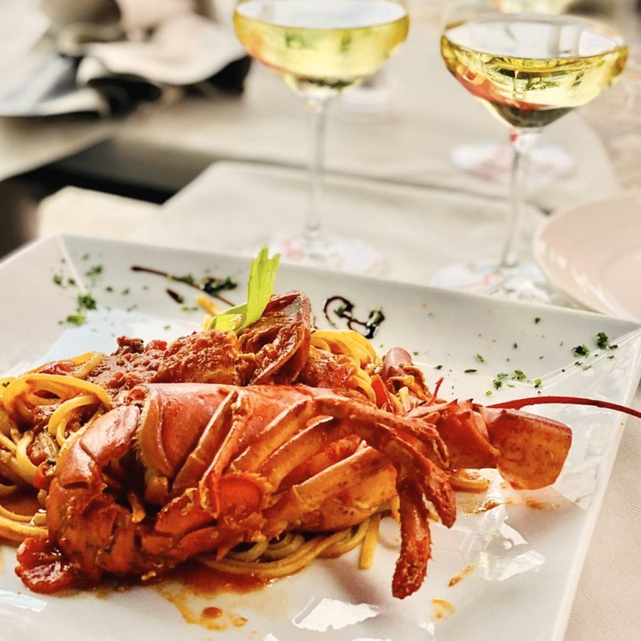 Linguine con polpa d'astice